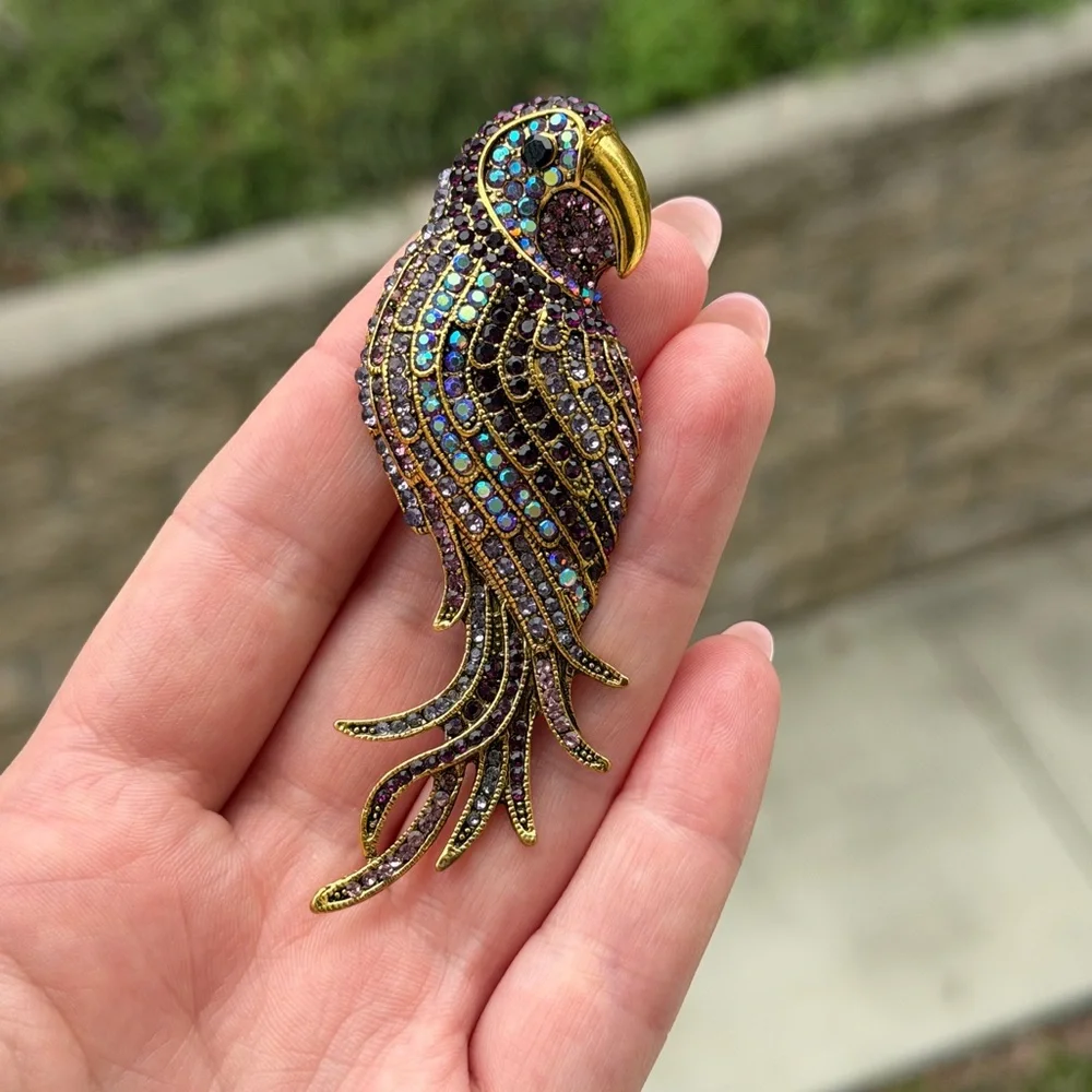 Parrot Crystal Brooch / Pendant – Gold Tone Multicolor Rhinestone Bird